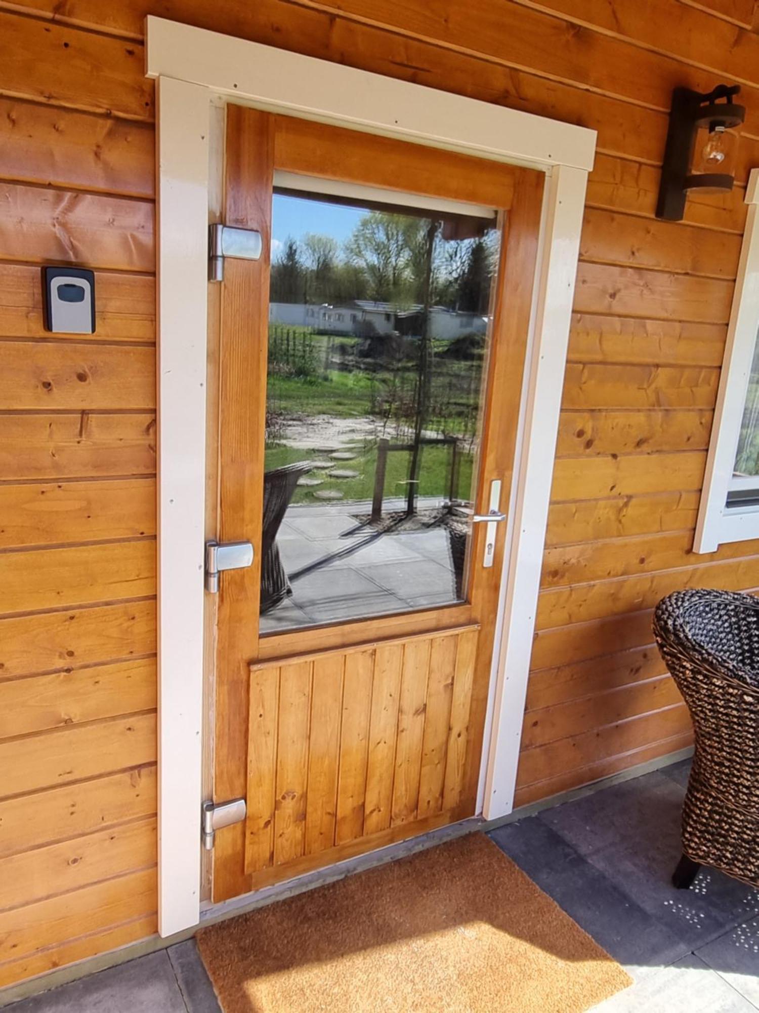 Nieuw - Luxe Blokhut Chalet In Bosrijke Omgeving Anloo Bagian luar foto