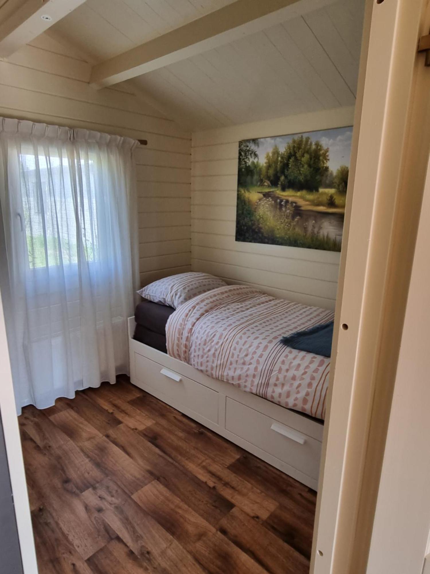 Nieuw - Luxe Blokhut Chalet In Bosrijke Omgeving Anloo Bagian luar foto